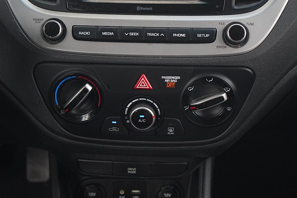 Thumbnail: 2020 Hyundai Accent - 25