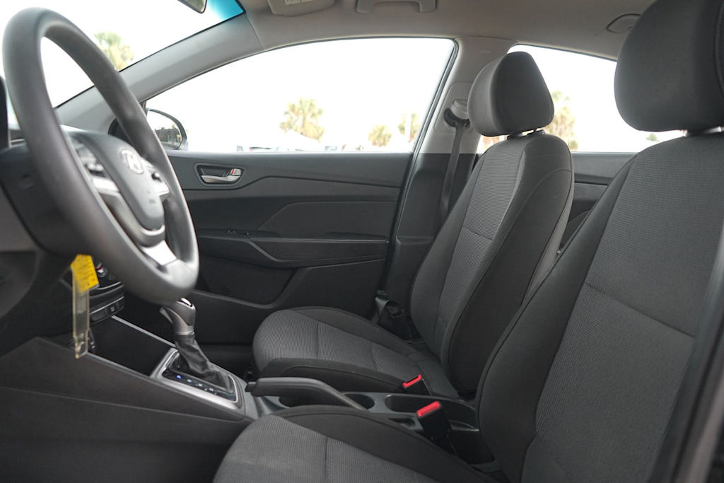 Thumbnail: 2020 Hyundai Accent - 10