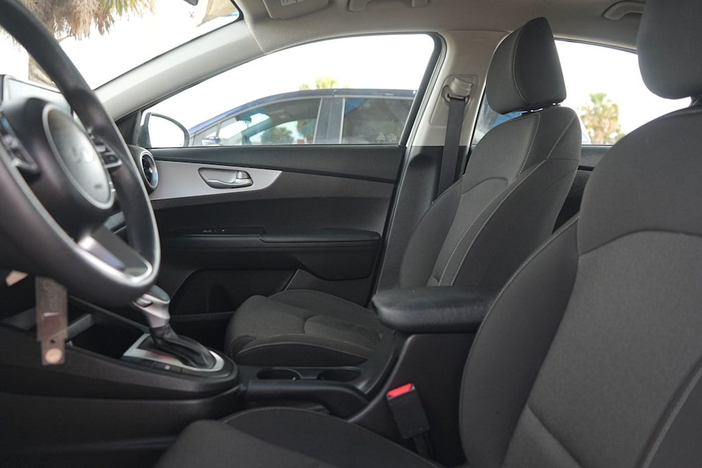 Thumbnail: 2024 Kia Forte - 11