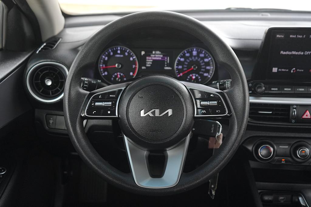 Thumbnail: 2024 Kia Forte - 14
