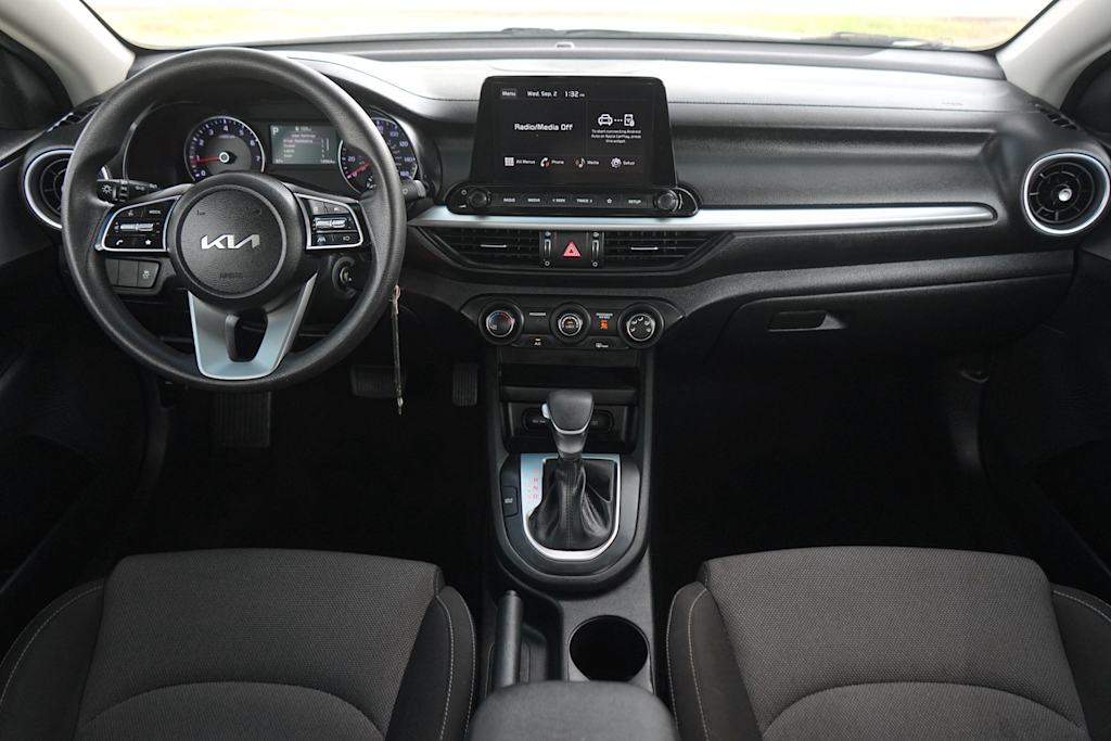 Thumbnail: 2024 Kia Forte - 10