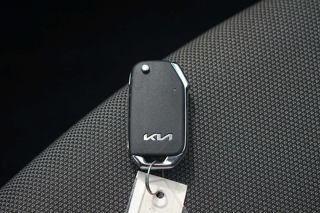 Thumbnail: 2024 Kia Forte - 18