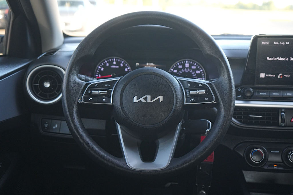 Thumbnail: 2024 Kia Forte - 14