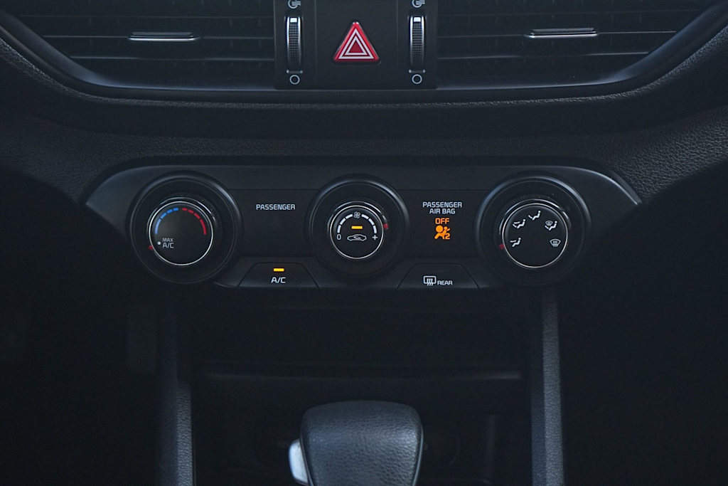 Thumbnail: 2024 Kia Forte - 24