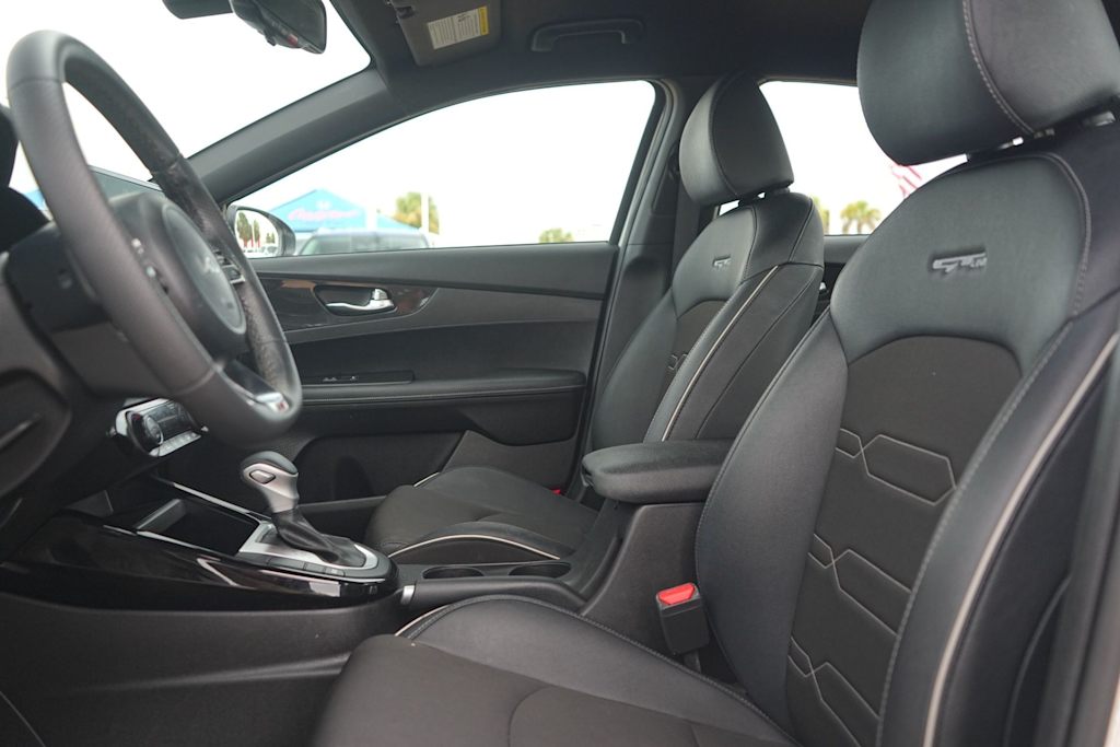 Thumbnail: 2023 Kia Forte - 10