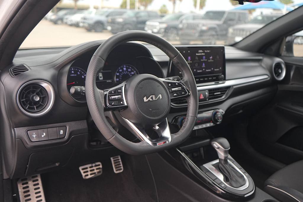 Thumbnail: 2023 Kia Forte - 2
