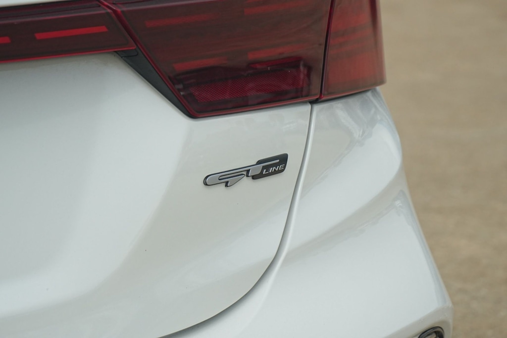 Thumbnail: 2023 Kia Forte - 19