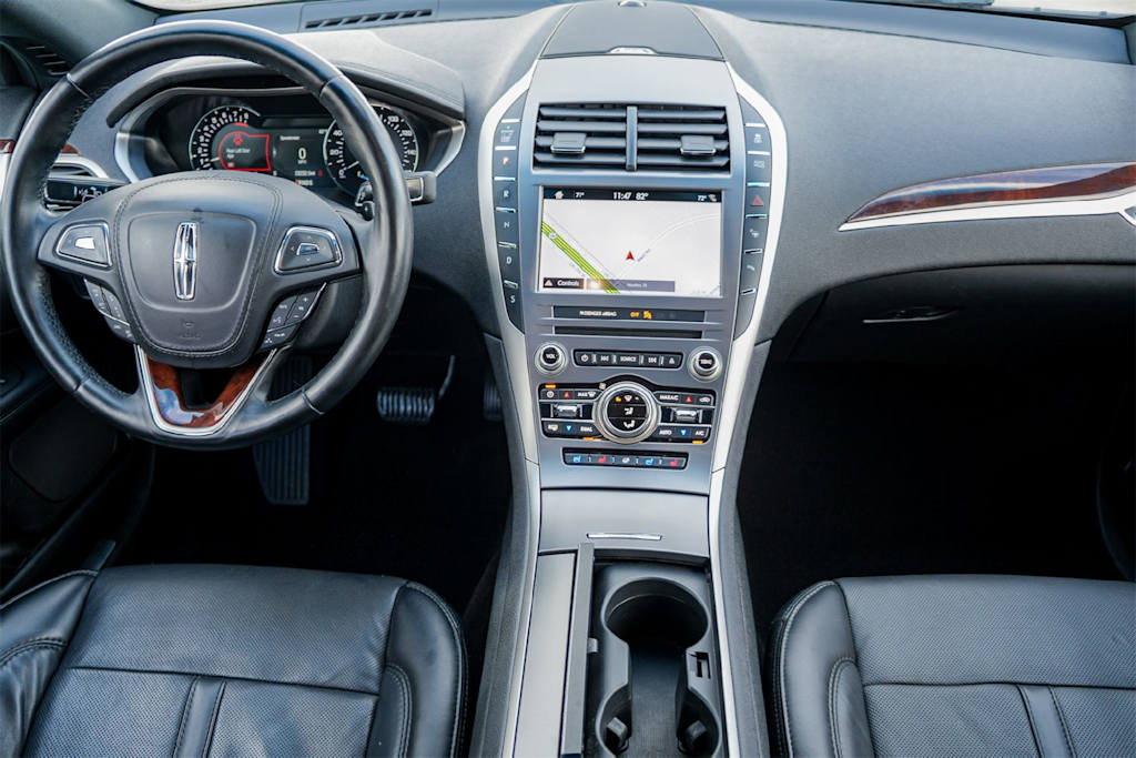 Thumbnail: 2019 Lincoln MKZ - 8