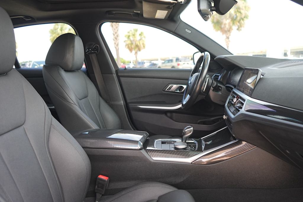Thumbnail: 2019 BMW 3 Series - 12