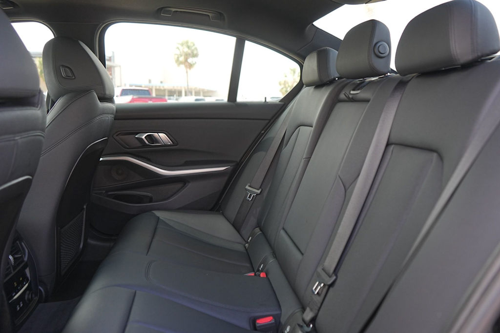 Thumbnail: 2019 BMW 3 Series - 22
