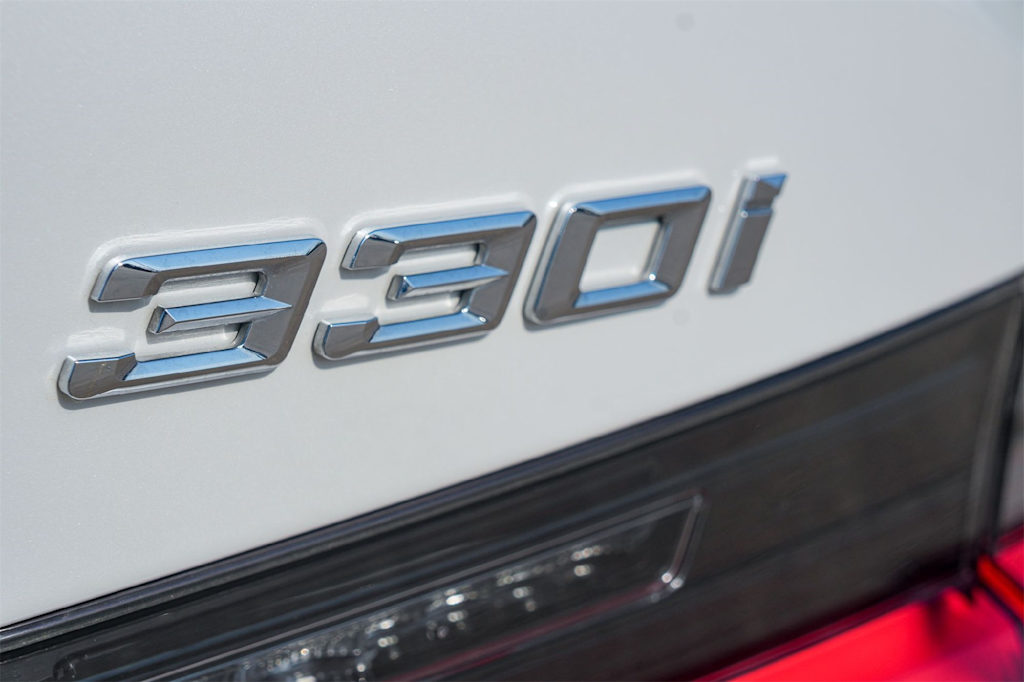 Thumbnail: 2025 BMW 3 Series - 7