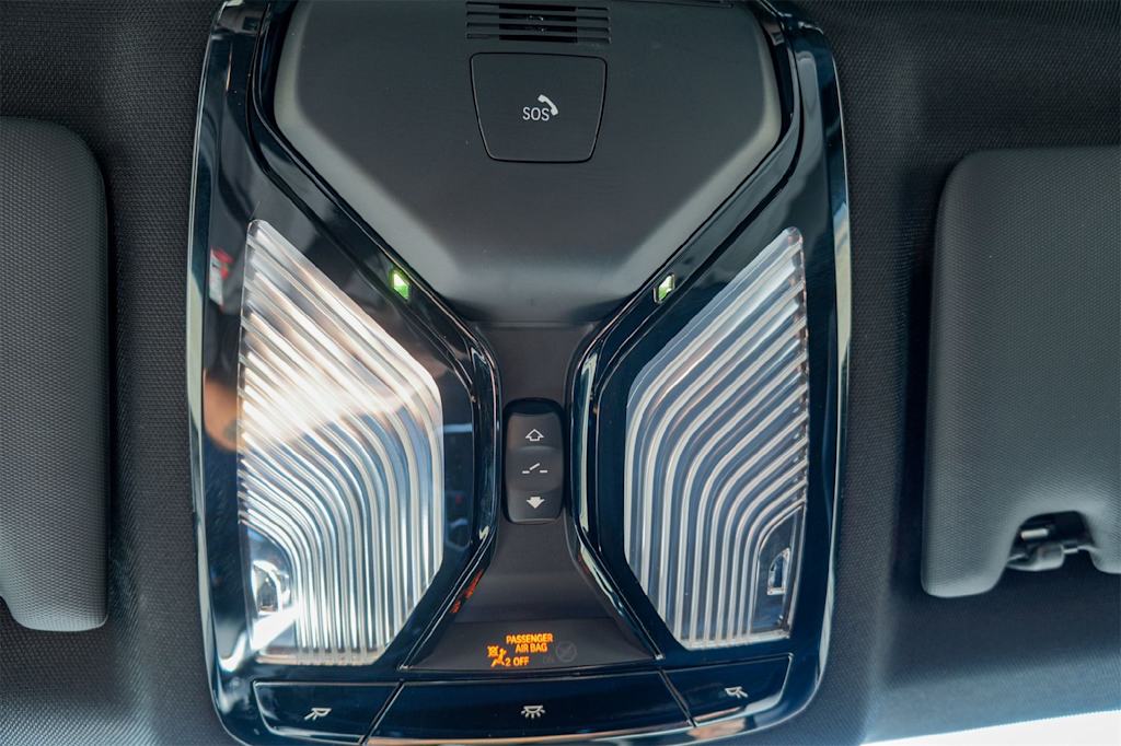 Thumbnail: 2025 BMW 3 Series - 27