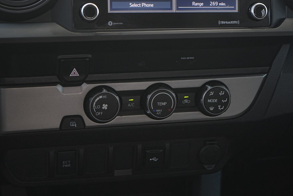 Thumbnail: 2022 Toyota Tacoma - 26