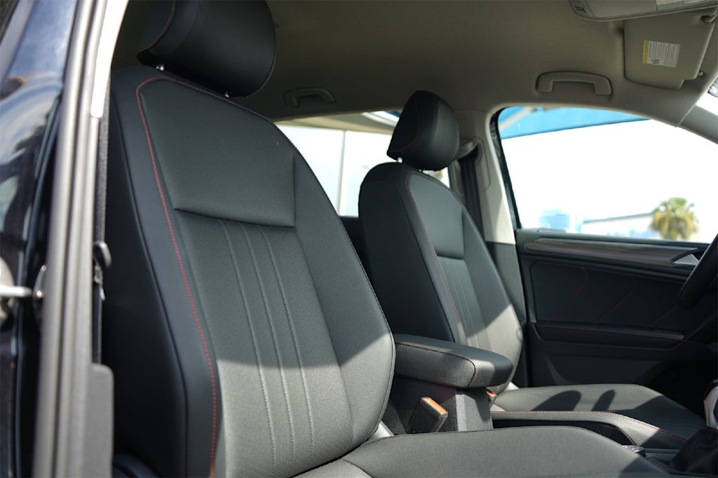 Thumbnail: 2024 Volkswagen Tiguan - 10