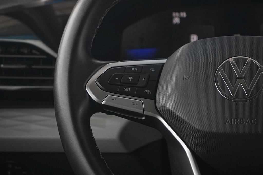 Thumbnail: 2023 Volkswagen Taos - 23
