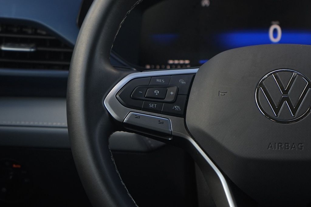Thumbnail: 2024 Volkswagen Taos - 23