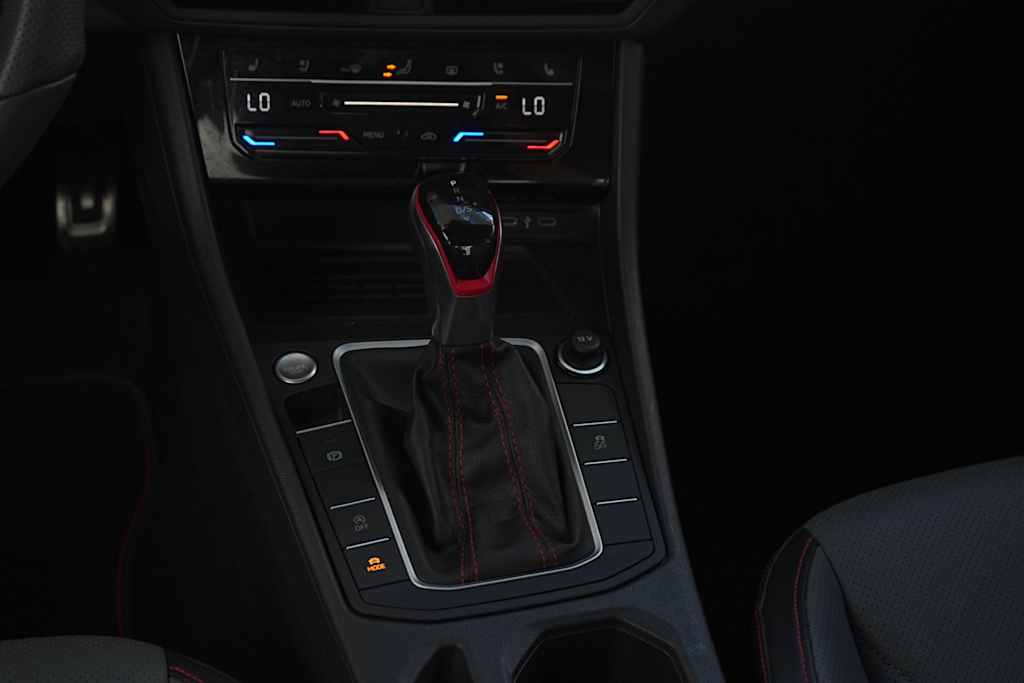 Thumbnail: 2025 Volkswagen Jetta - 16