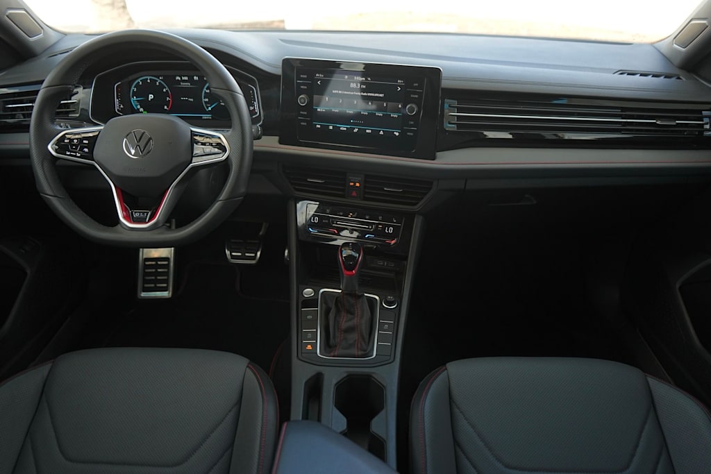 Thumbnail: 2025 Volkswagen Jetta - 10