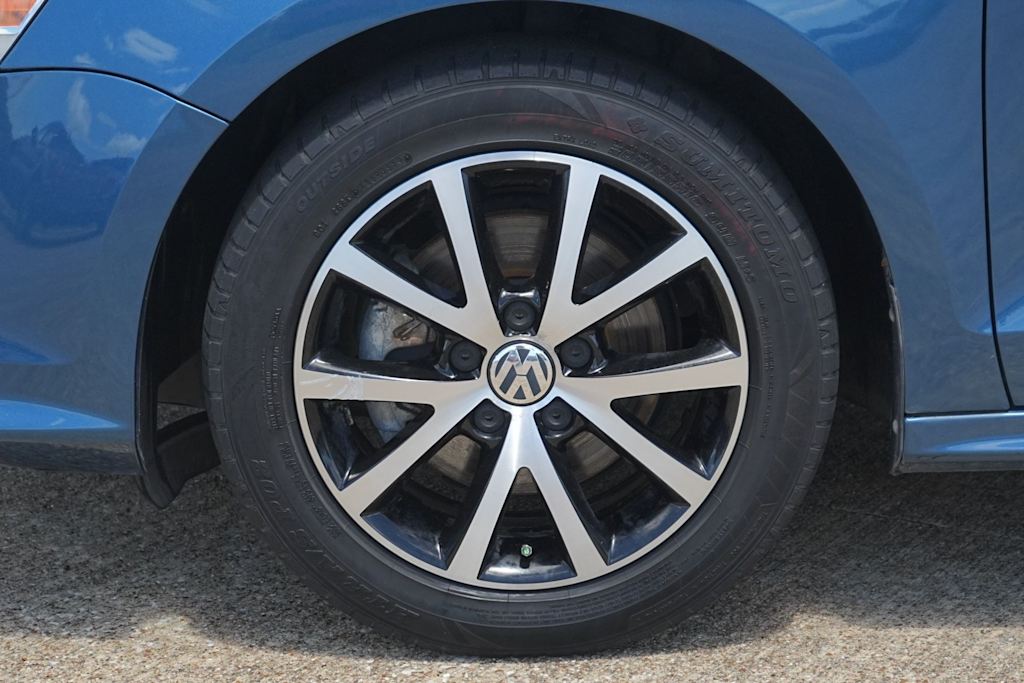 Thumbnail: 2016 Volkswagen Jetta - 8