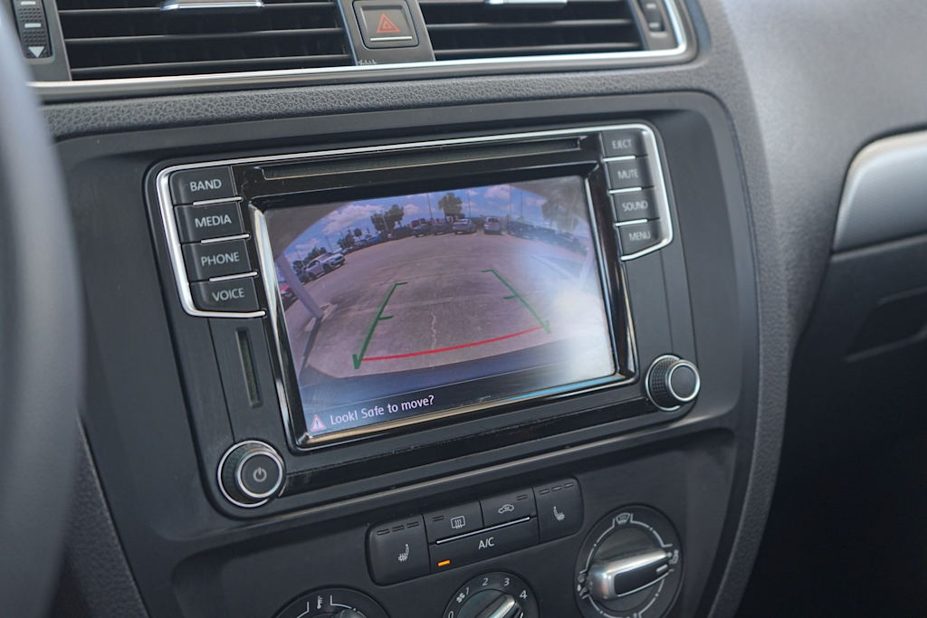 Thumbnail: 2016 Volkswagen Jetta - 27