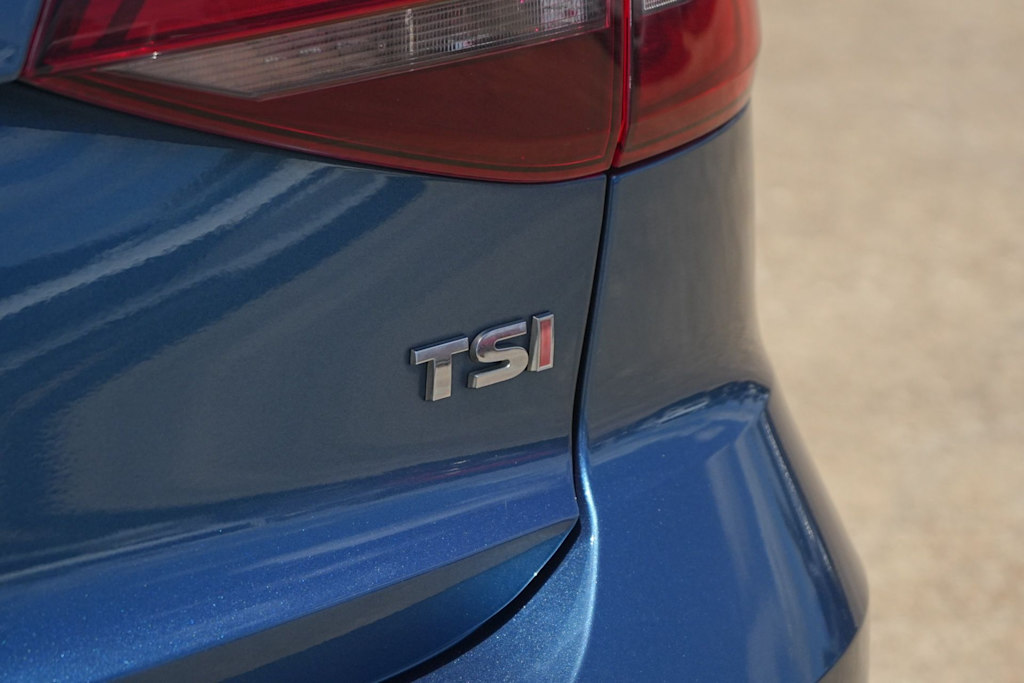 Thumbnail: 2016 Volkswagen Jetta - 7