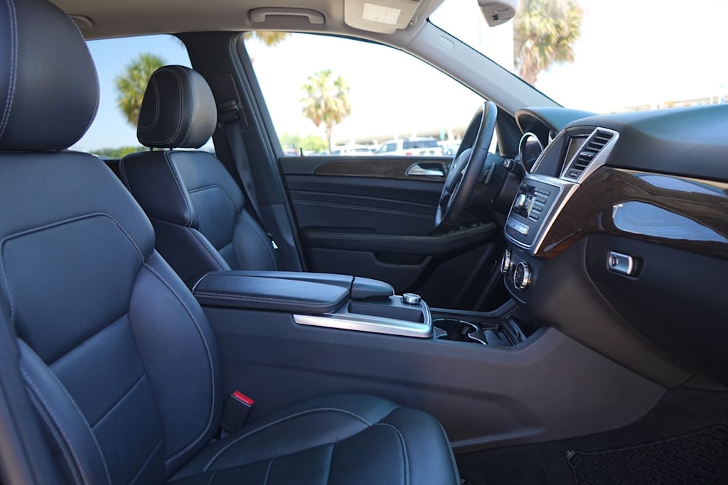 Thumbnail: 2014 Mercedes-Benz M-Class - 12