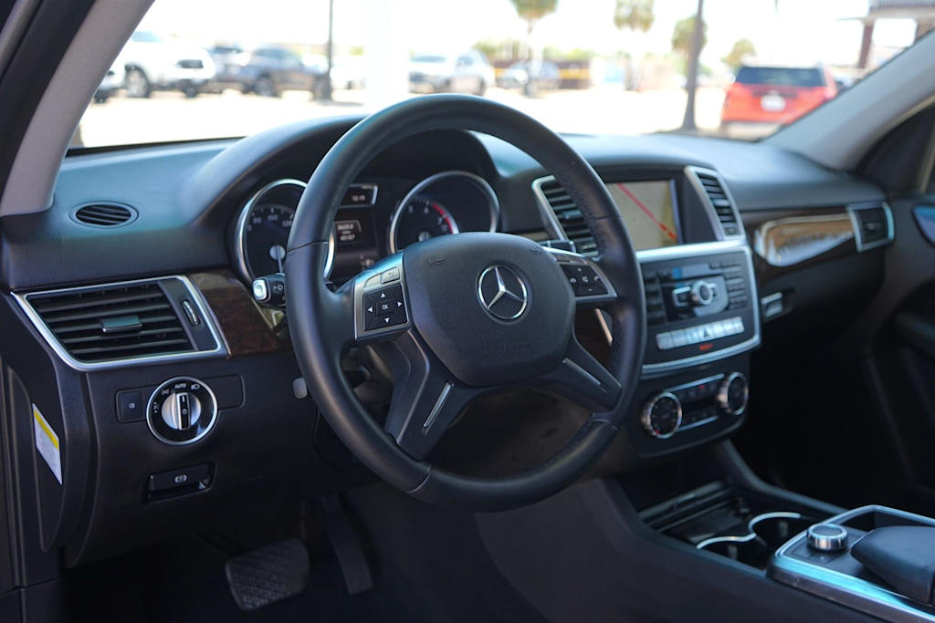 Thumbnail: 2014 Mercedes-Benz M-Class - 2