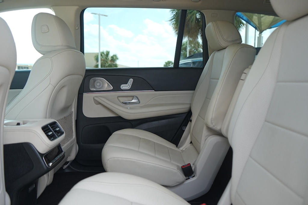 Thumbnail: 2021 Mercedes-Benz GLS - 21