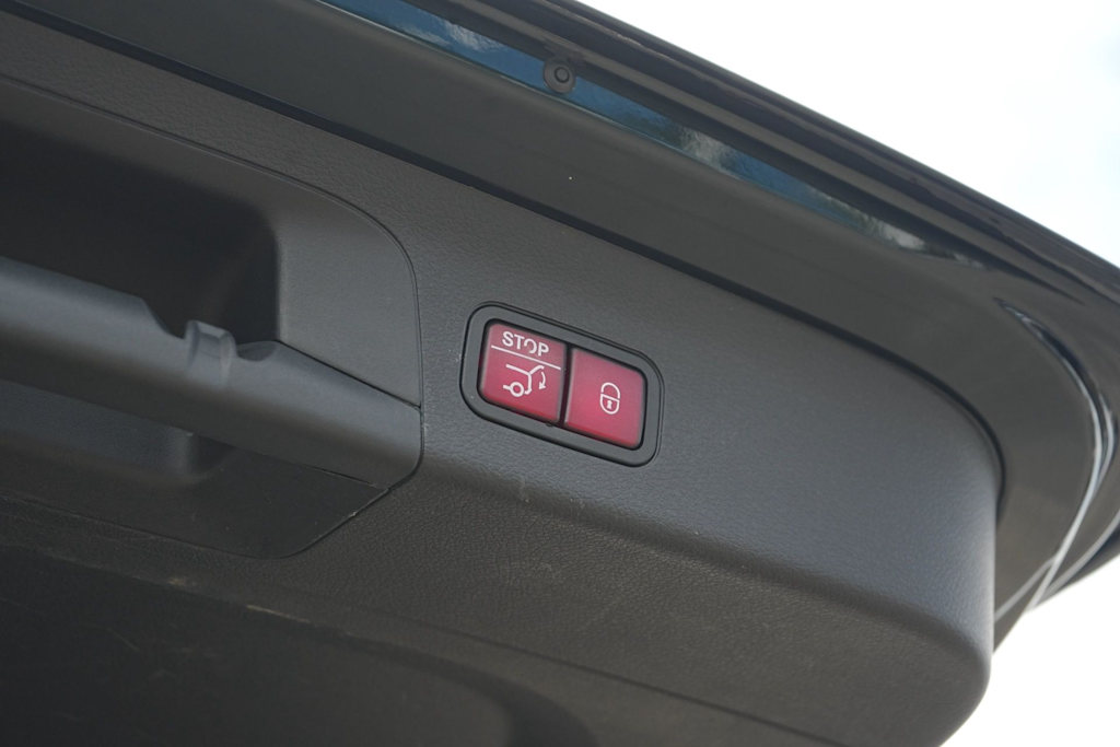 Thumbnail: 2021 Mercedes-Benz GLS - 29