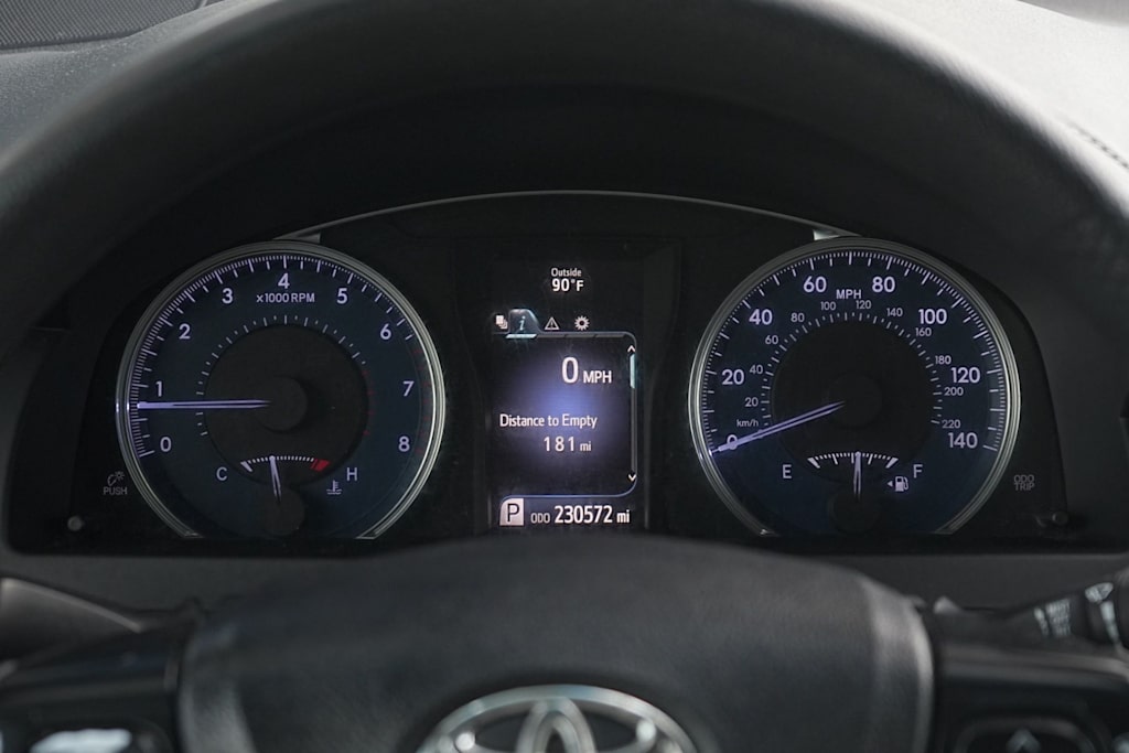 Thumbnail: 2017 Toyota Camry - 17