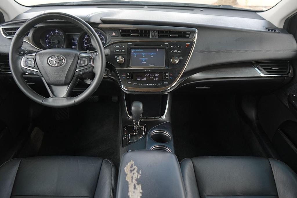 Thumbnail: 2018 Toyota Avalon - 10