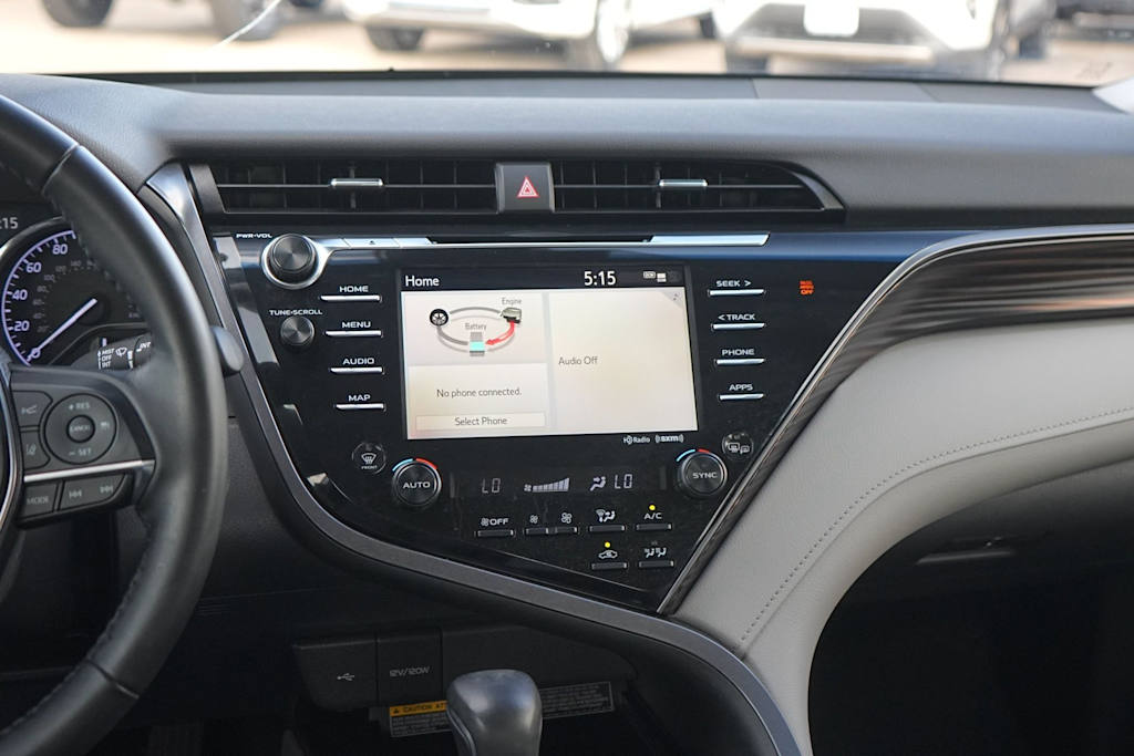 Thumbnail: 2020 Toyota Camry - 15