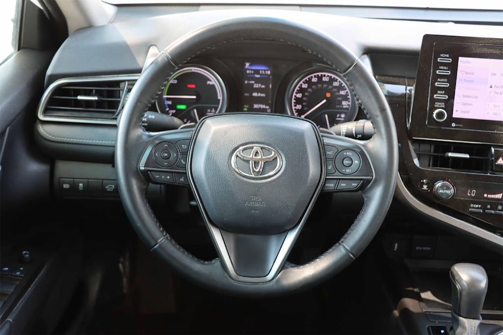 Thumbnail: 2022 Toyota Camry - 14