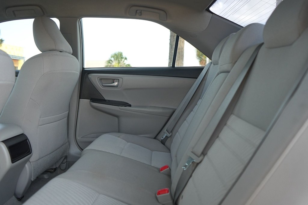 Thumbnail: 2016 Toyota Camry - 22