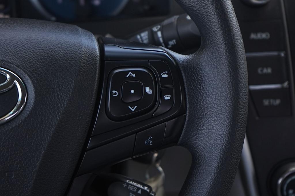 Thumbnail: 2016 Toyota Camry - 24