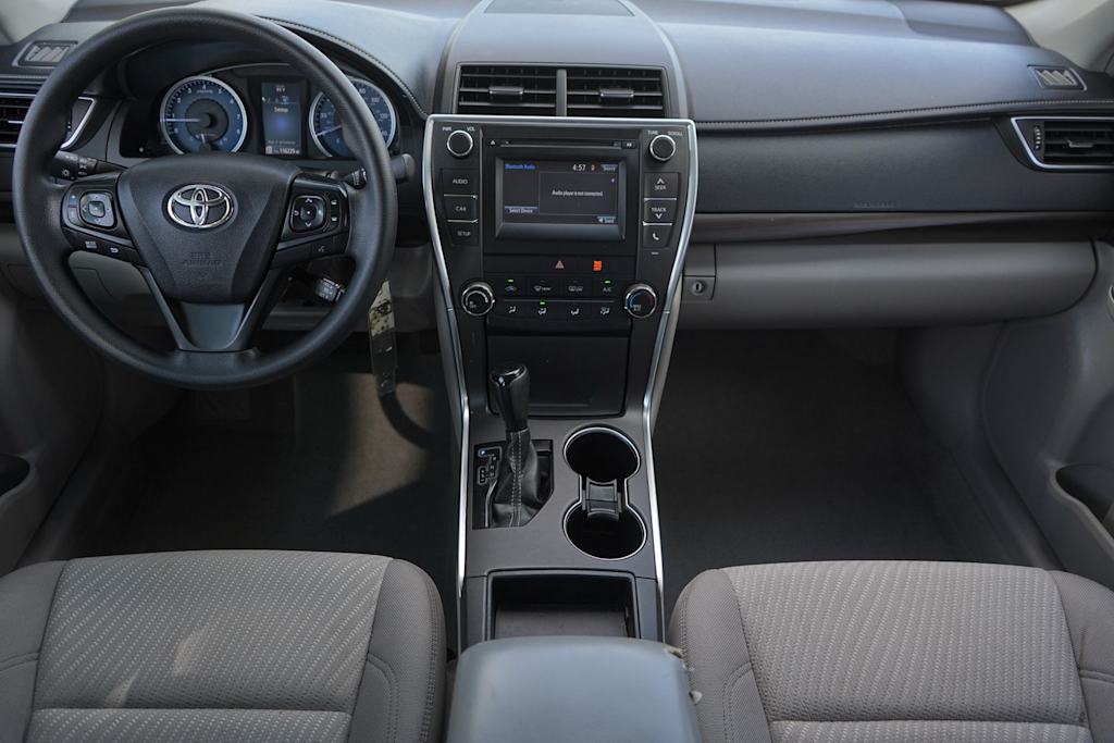 Thumbnail: 2016 Toyota Camry - 10