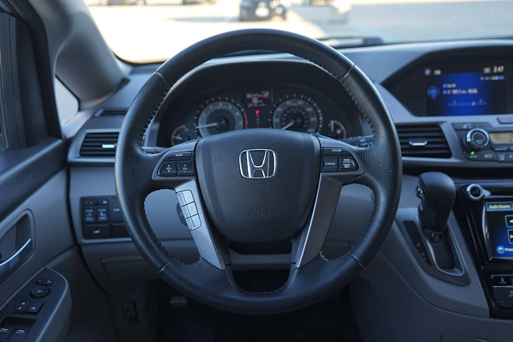 Thumbnail: 2017 Honda Odyssey - 13