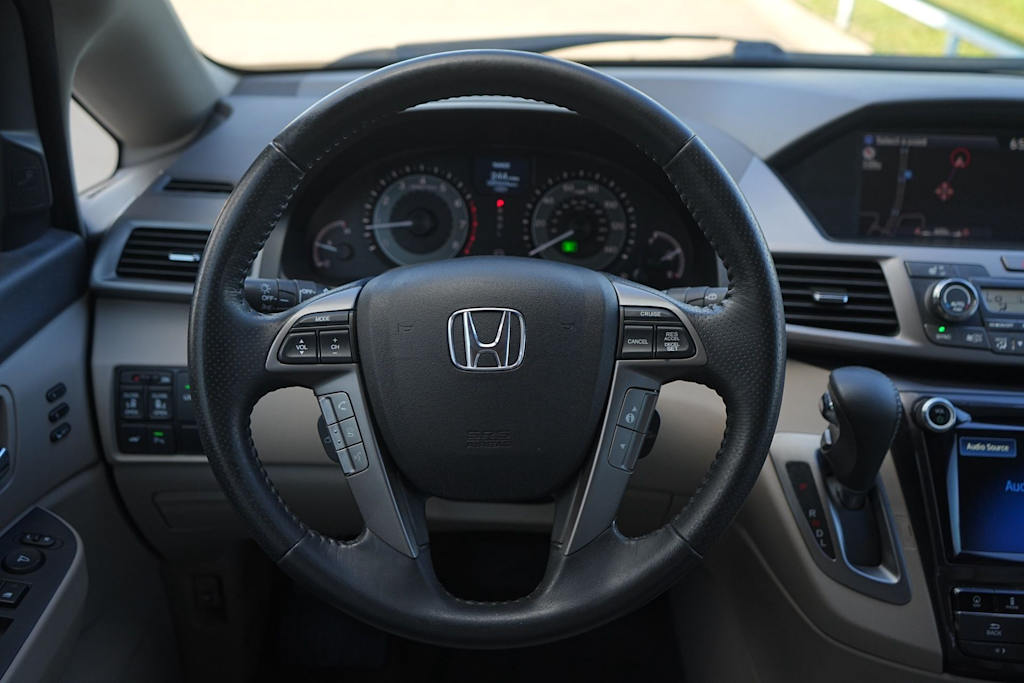 Thumbnail: 2016 Honda Odyssey - 14