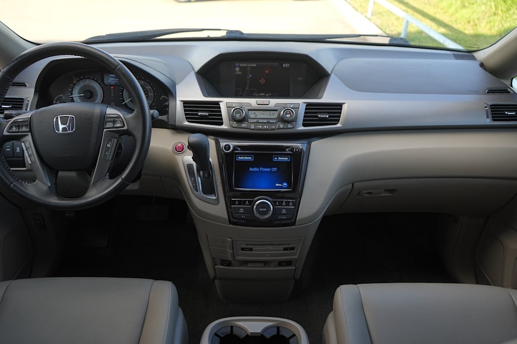 Thumbnail: 2016 Honda Odyssey - 10