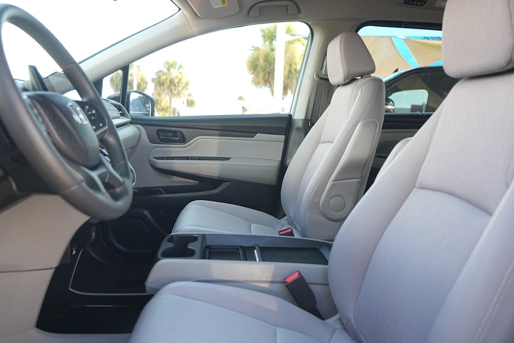 Thumbnail: 2021 Honda Odyssey - 11