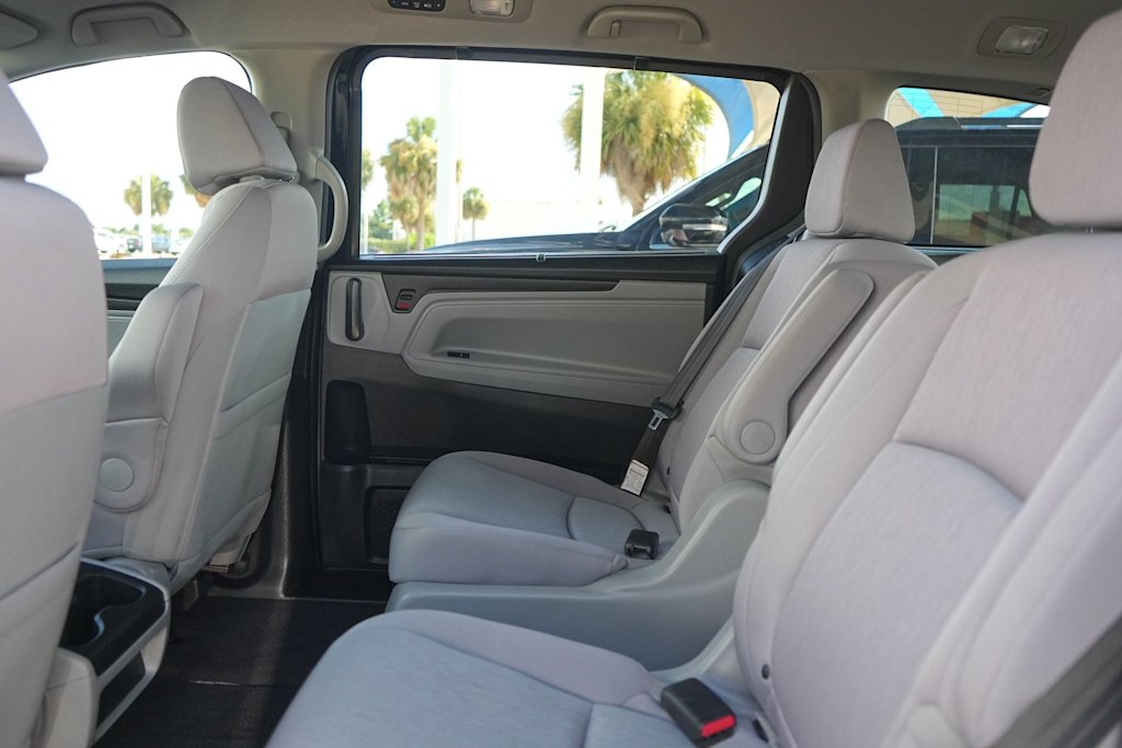 Thumbnail: 2021 Honda Odyssey - 21