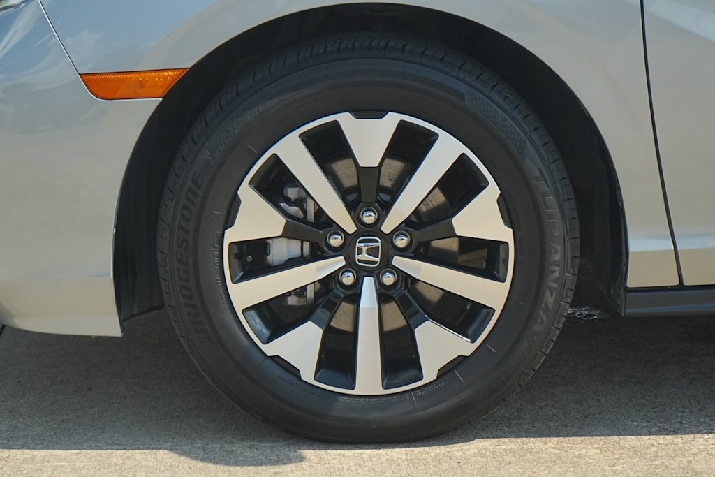 Thumbnail: 2025 Honda Odyssey - 8