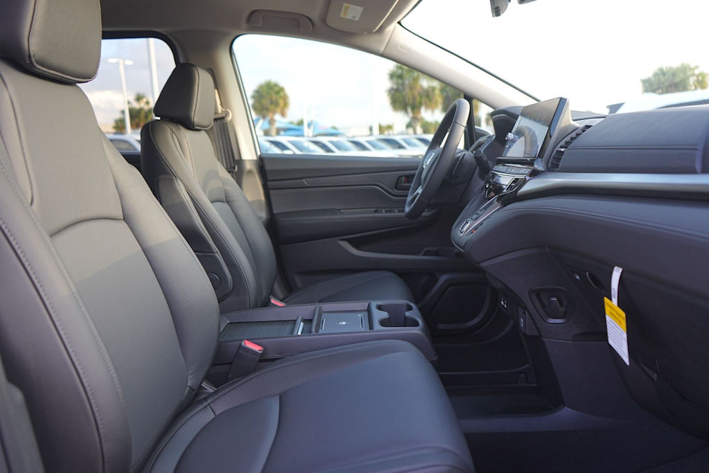 Thumbnail: 2026 Honda Odyssey - 11