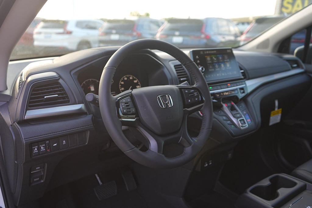 Thumbnail: 2026 Honda Odyssey - 2