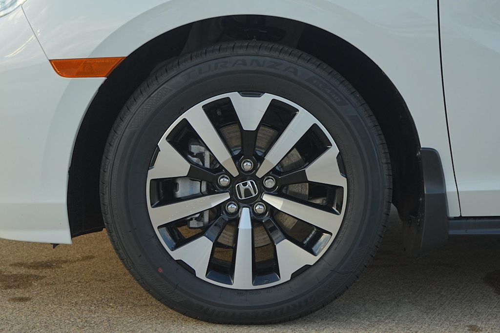 Thumbnail: 2026 Honda Odyssey - 8