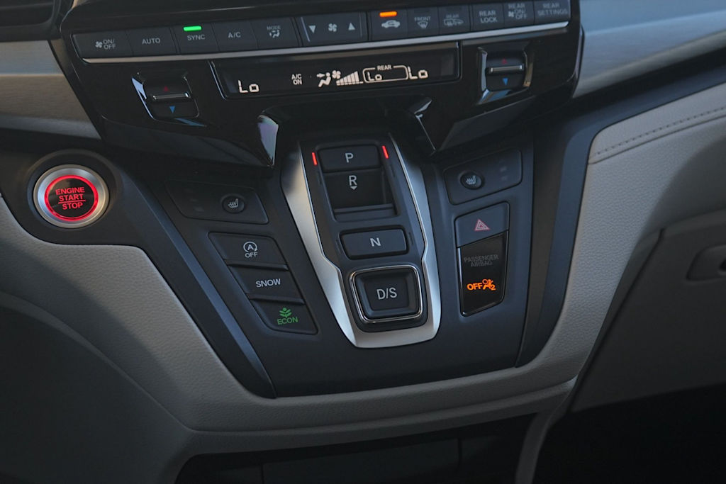 Thumbnail: 2026 Honda Odyssey - 20