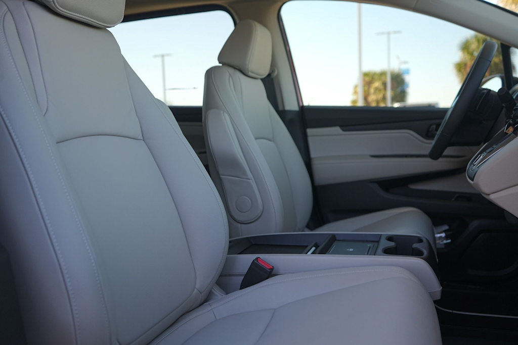 Thumbnail: 2026 Honda Odyssey - 12