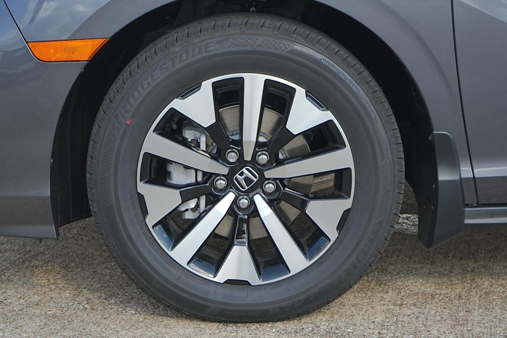 Thumbnail: 2026 Honda Odyssey - 8