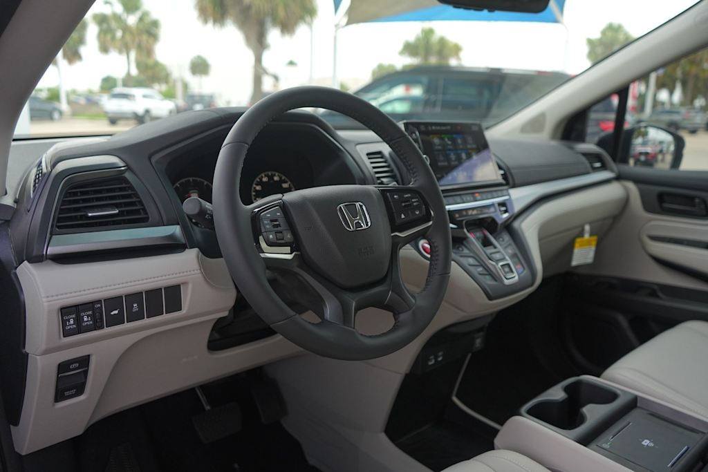 Thumbnail: 2026 Honda Odyssey - 2