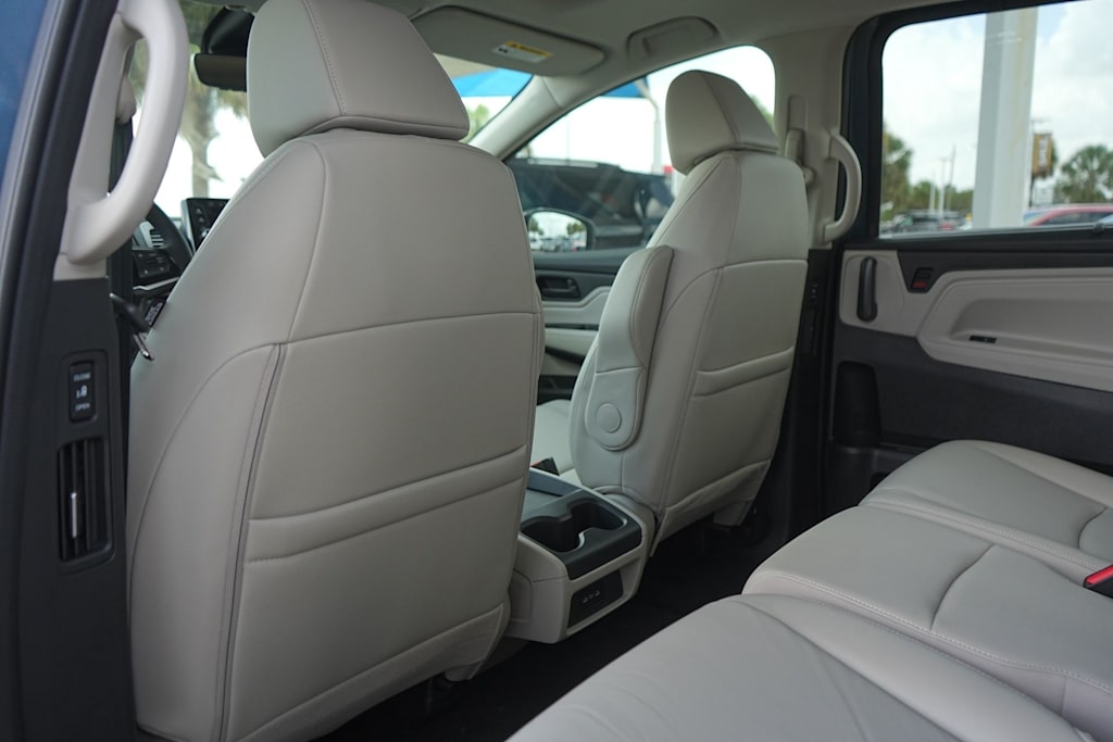 Thumbnail: 2026 Honda Odyssey - 13